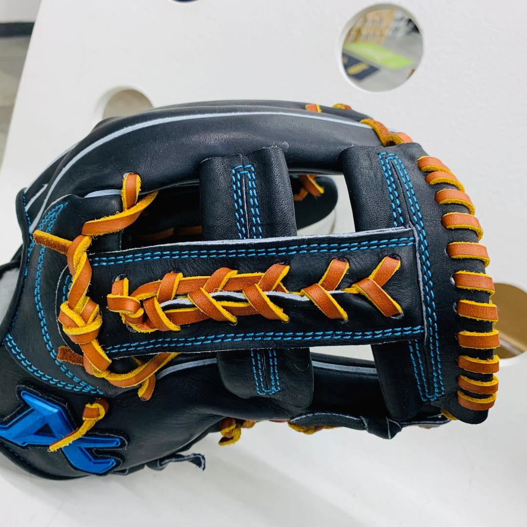 アトムズ　AGL-NE102　硬式用　内野手用　日本製　ERMリスト　型付け済み