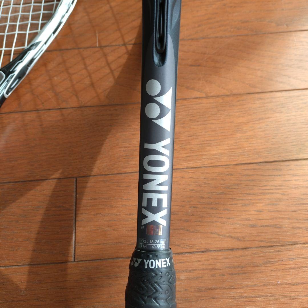 YONEXテニスラケット２本（後衛用）