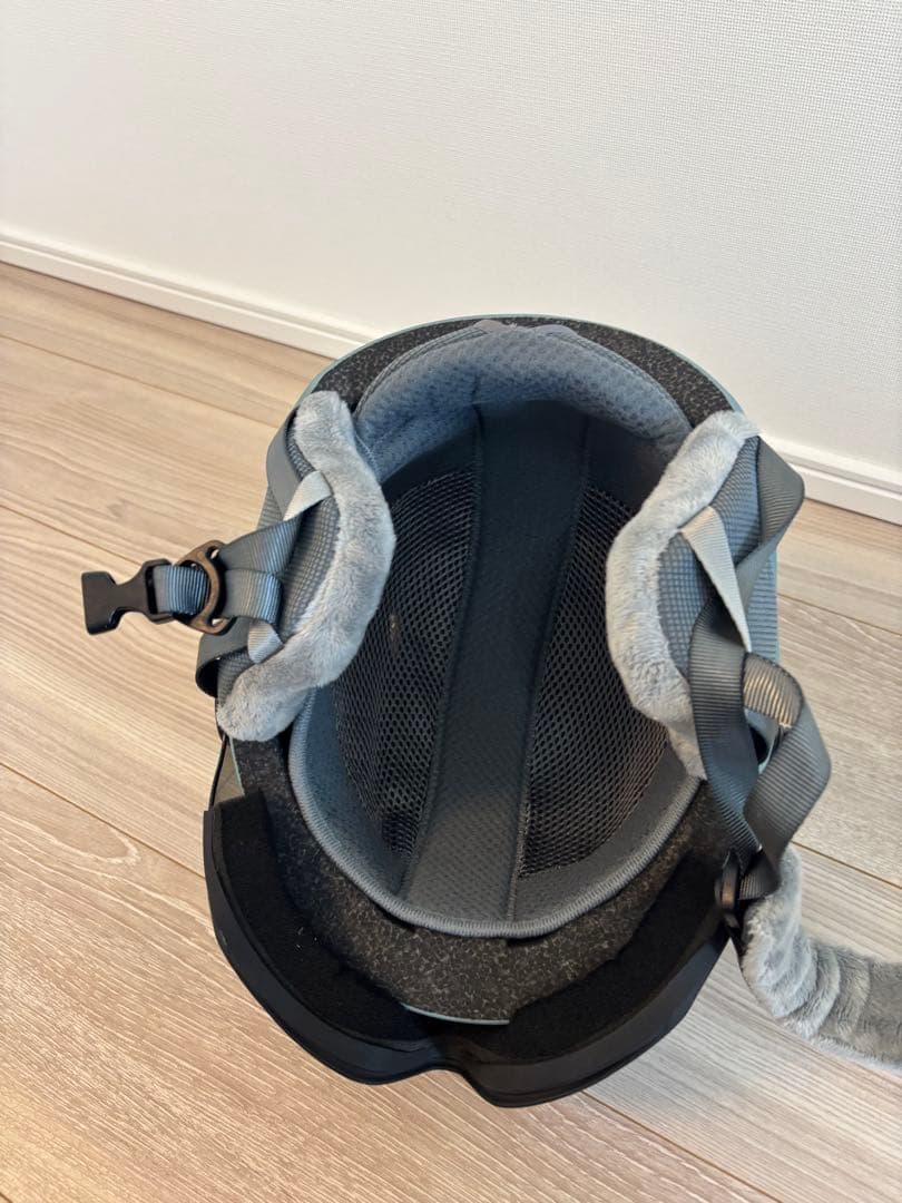 スキーウェアセット（ジャケット・パンツ・ヘルメット）　スノーボードウェア