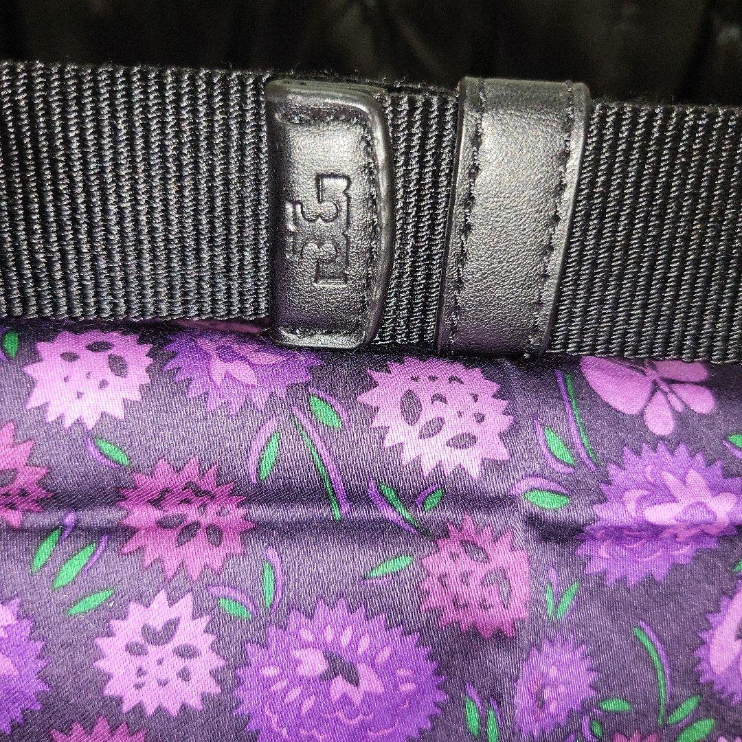 Tory Burch ブラック ボディーバッグ