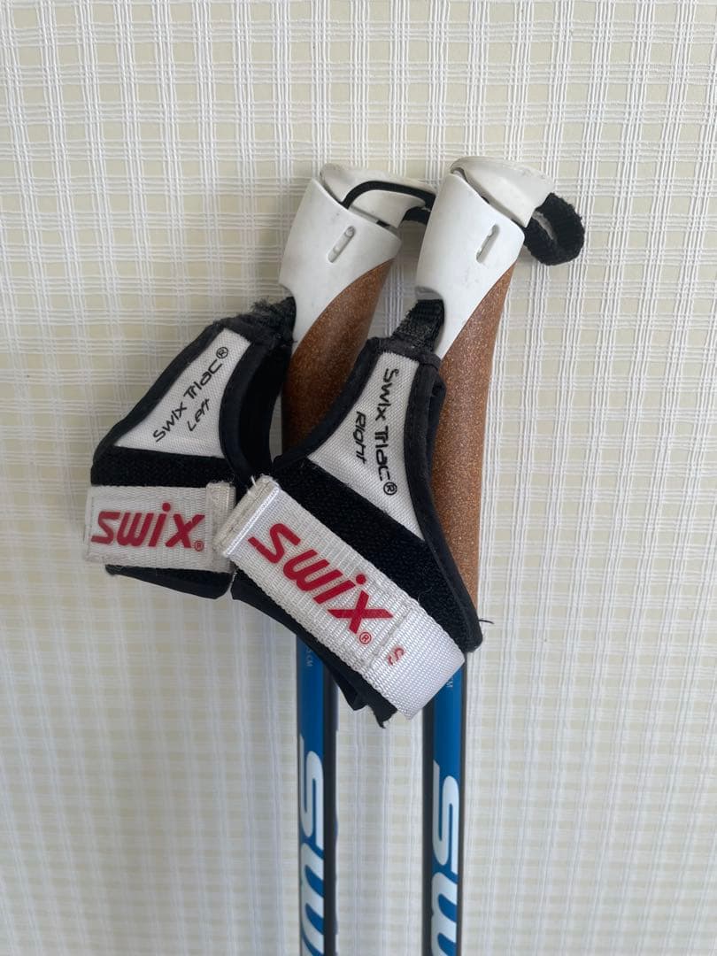 ストラップあり　swixクロスカントリースキーポール　125cm