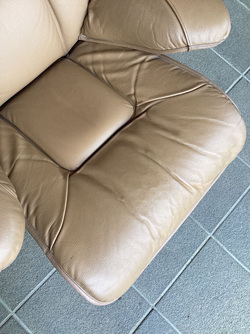 カリモク　リクライニングチェア 回転椅子　パーソナルチェア