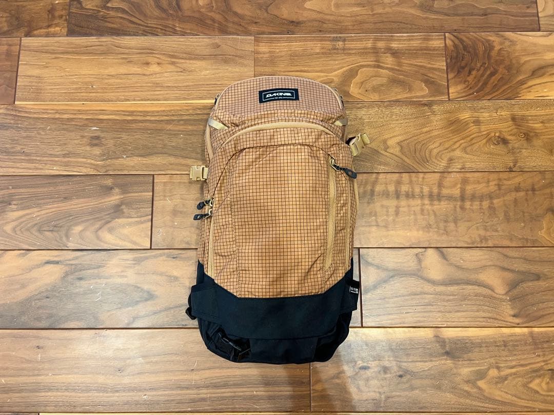 DAKINE ダカインスノーボードバッグ ヘリプロ20L