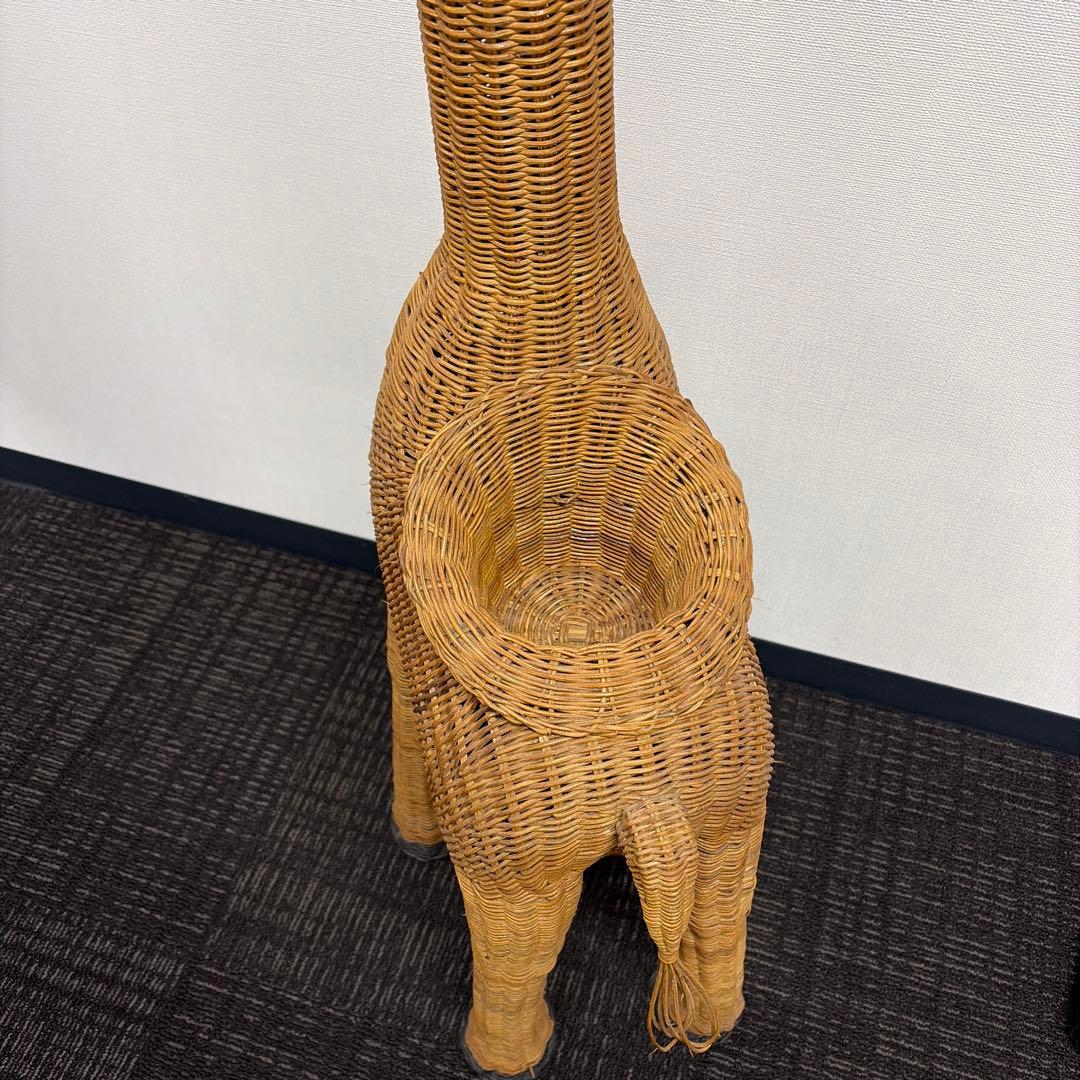 キリン ラタン 鉢置き 籐家具 オブジェ