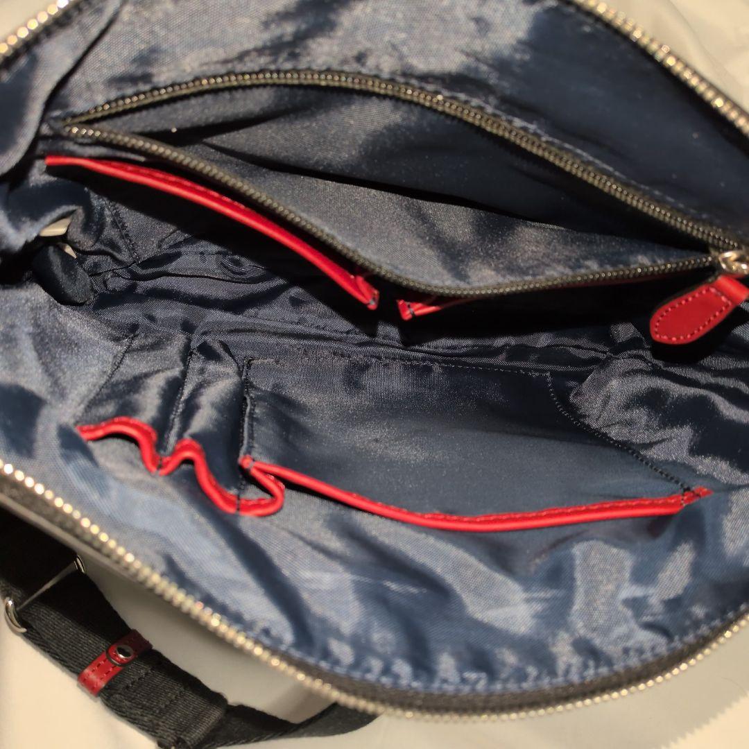 TAKEO KIKUCHI ソバージュ 本革 斜め掛けバッグ 黒 B5対応