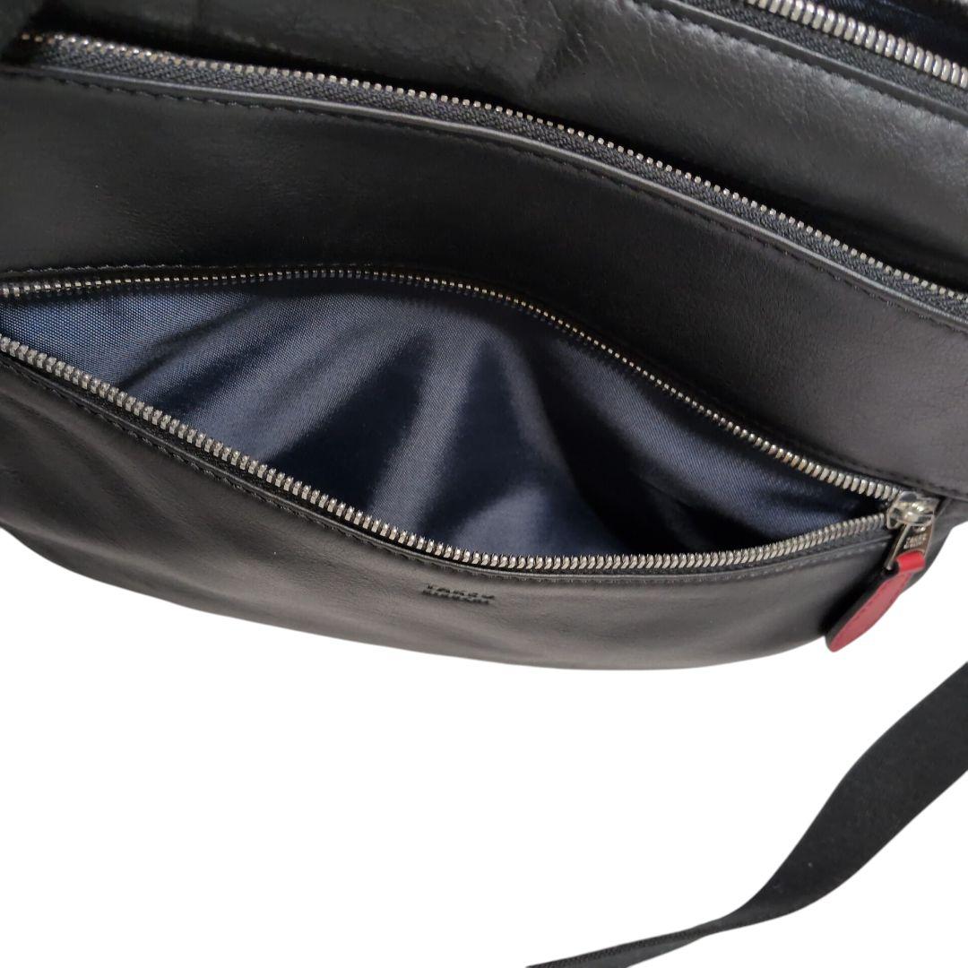 TAKEO KIKUCHI ソバージュ 本革 斜め掛けバッグ 黒 B5対応