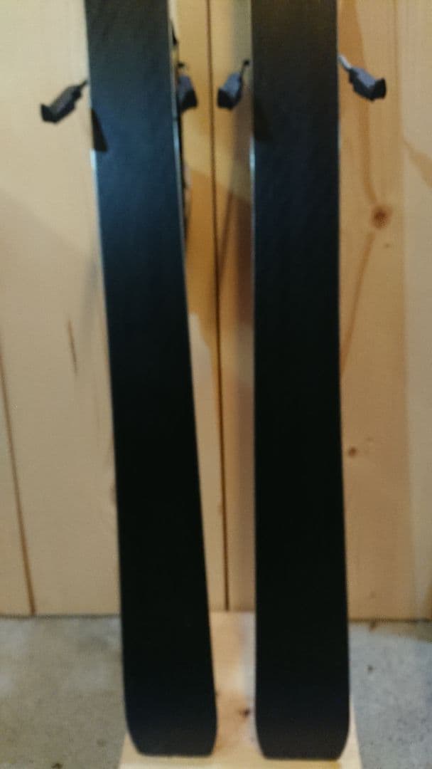 ATOMIC 159㎝ 調整範囲260～373㎜ジュニアGS アトミックスキー板