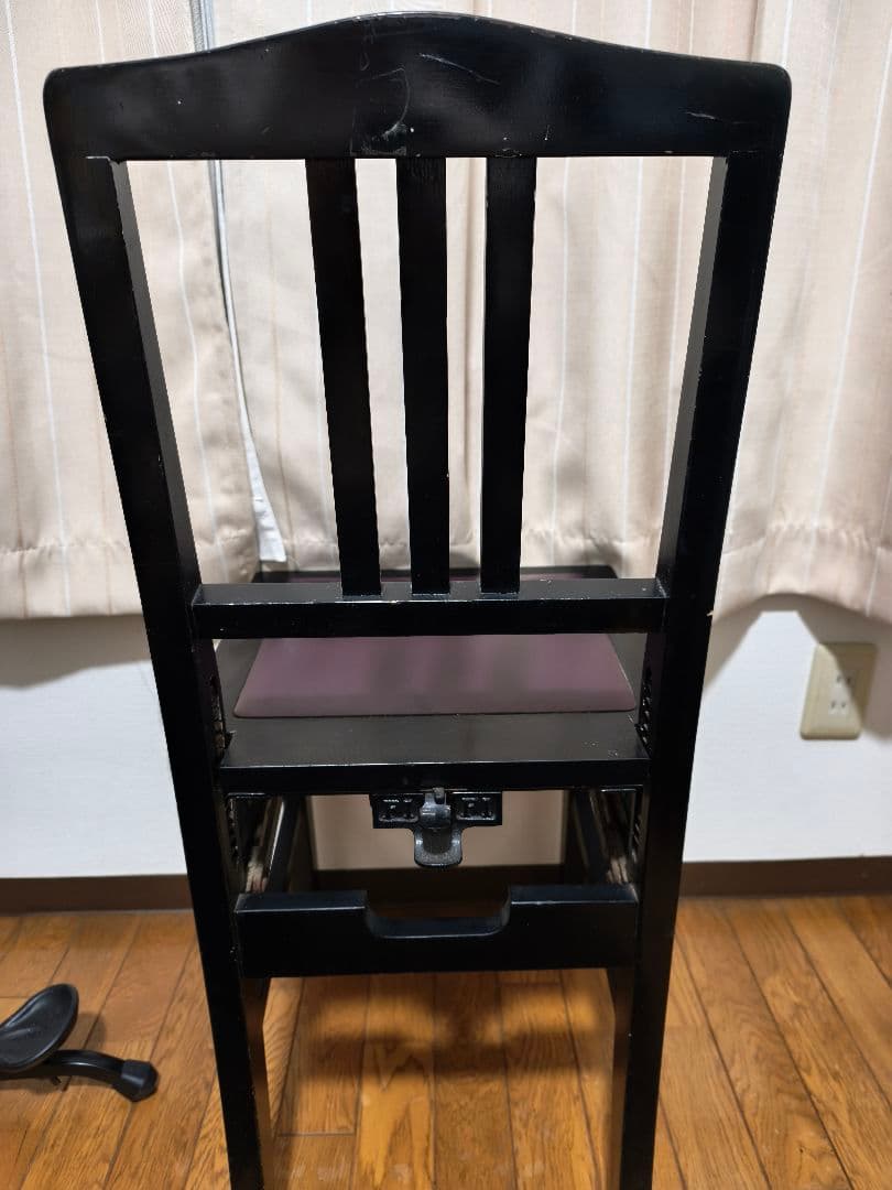 ピアノ椅子