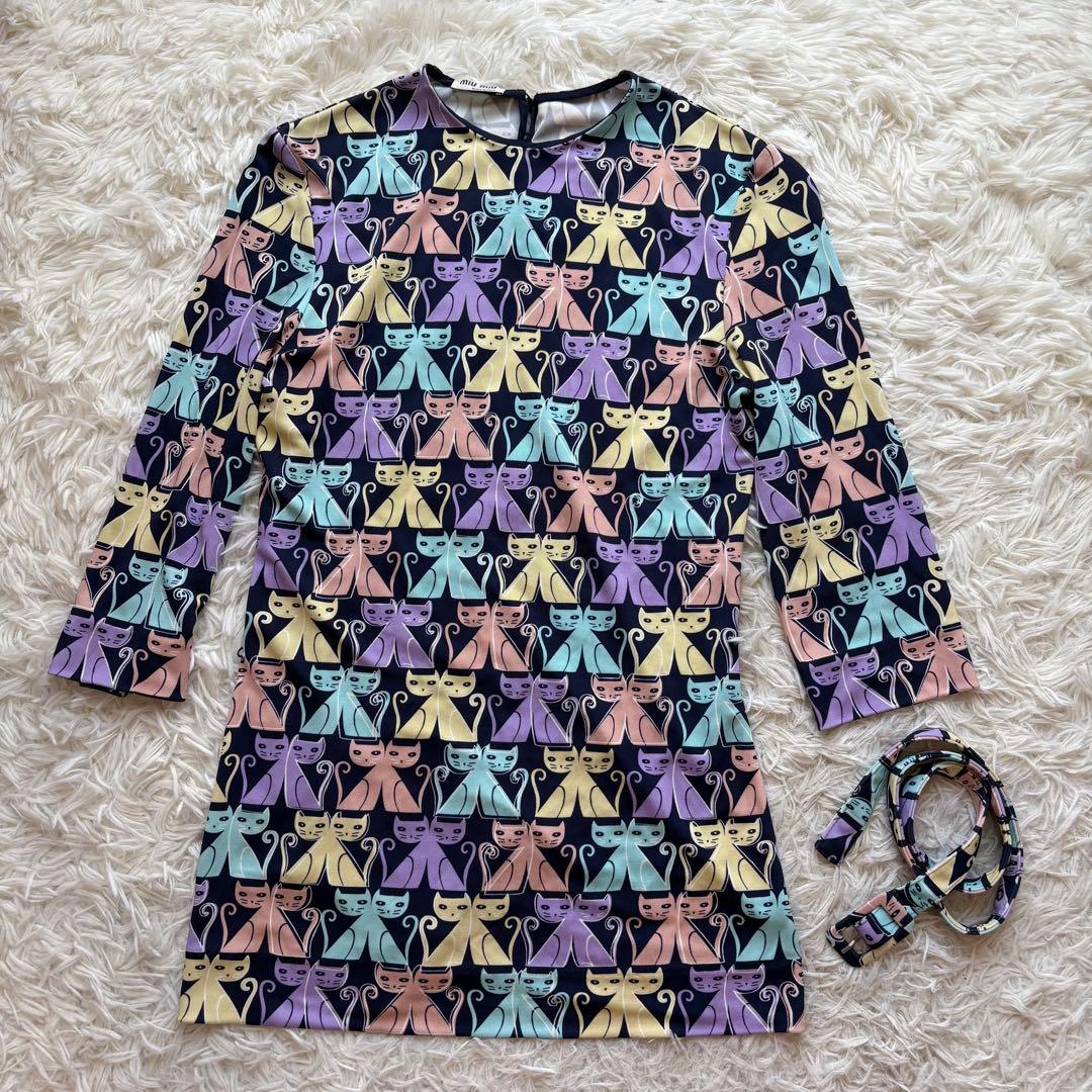 極美品 miumiu 猫柄 定価20万円 ベルト付ワンピース 40