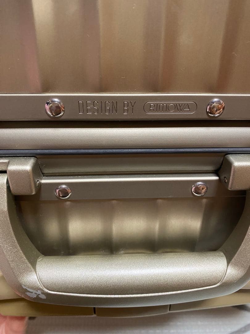 最終値下げ】リモワ トパーズ チタニウム 64L 4輪 TSAロック チェック