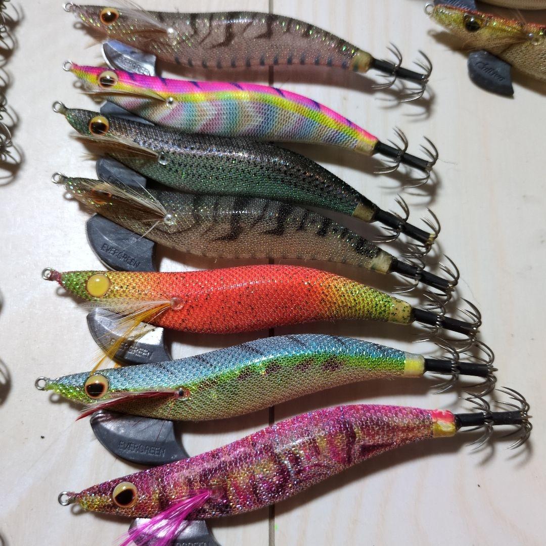 エギセットクリックス　エバーグリーンカルティバ　釣研　ガンクラフト墨族3.5号