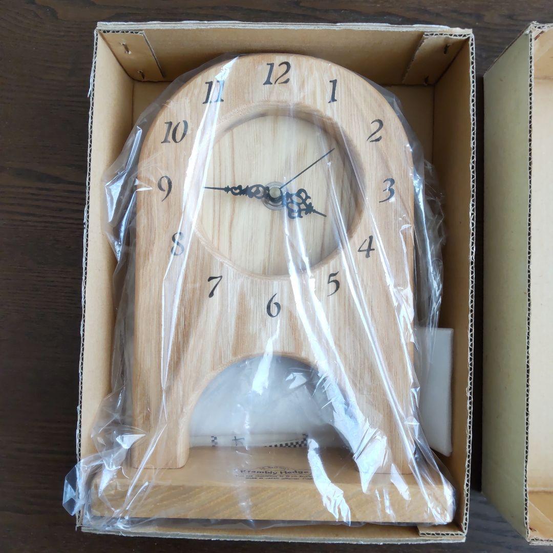 ブランブリーヘッジ　置時計