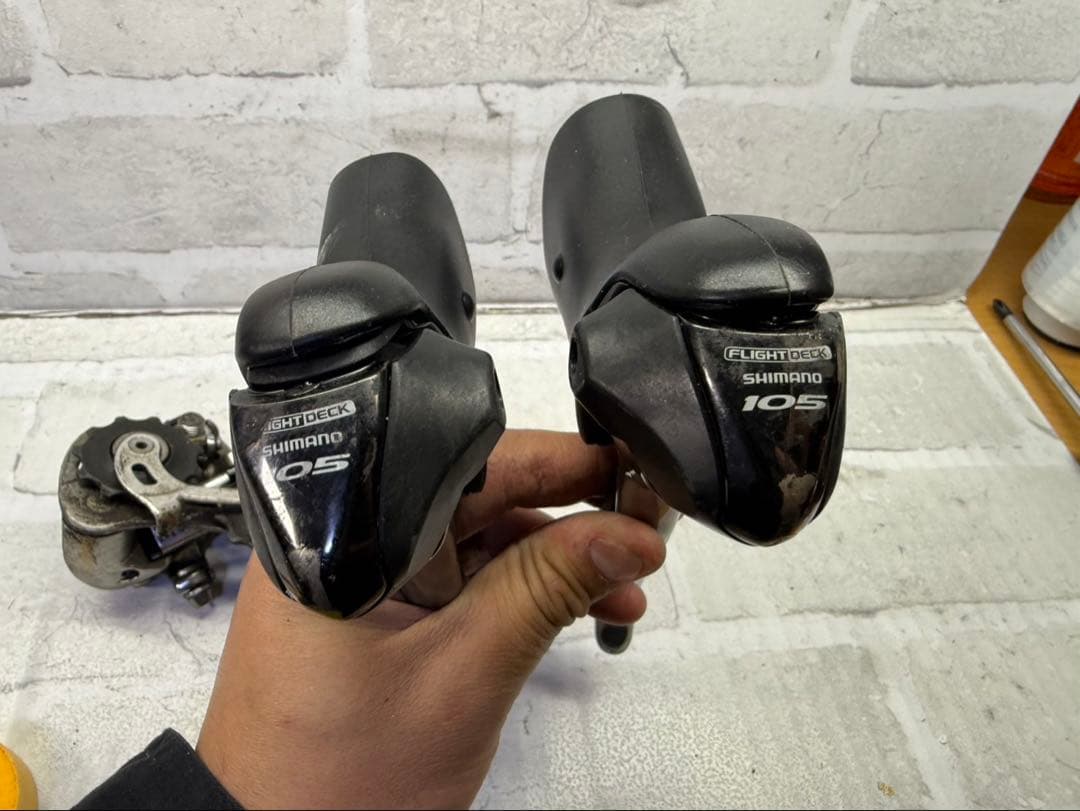 シマノ105 5600 3点セット　新品ブラケットカバー