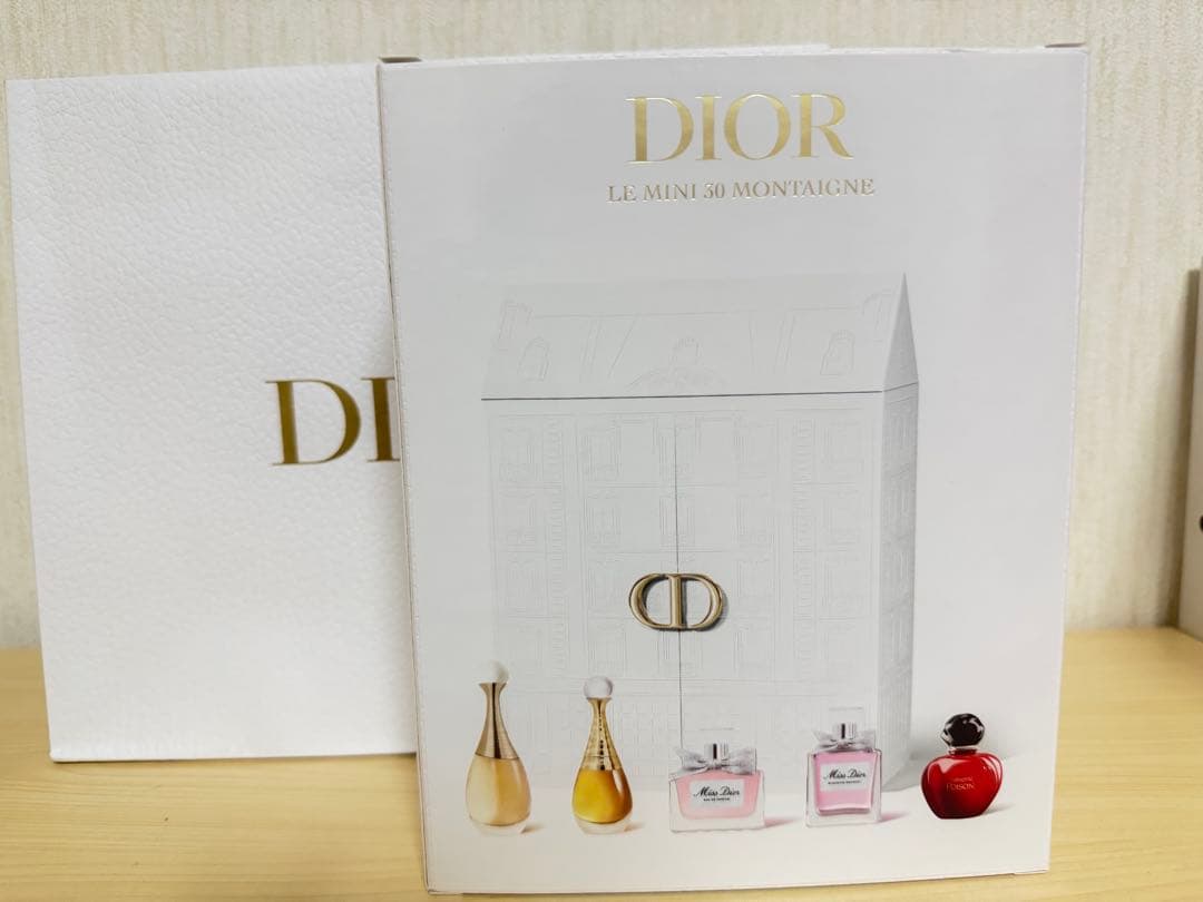 DIOR ル ミニ 30 モンテーニュ セット ミニ香水 - メルカリ