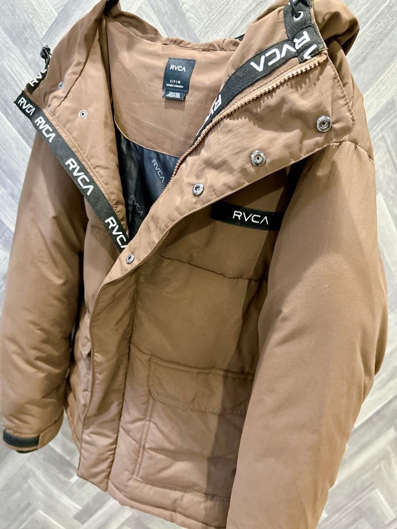 美品【RVCA ルーカ】ダウン ダウンジャケット Sサイズ