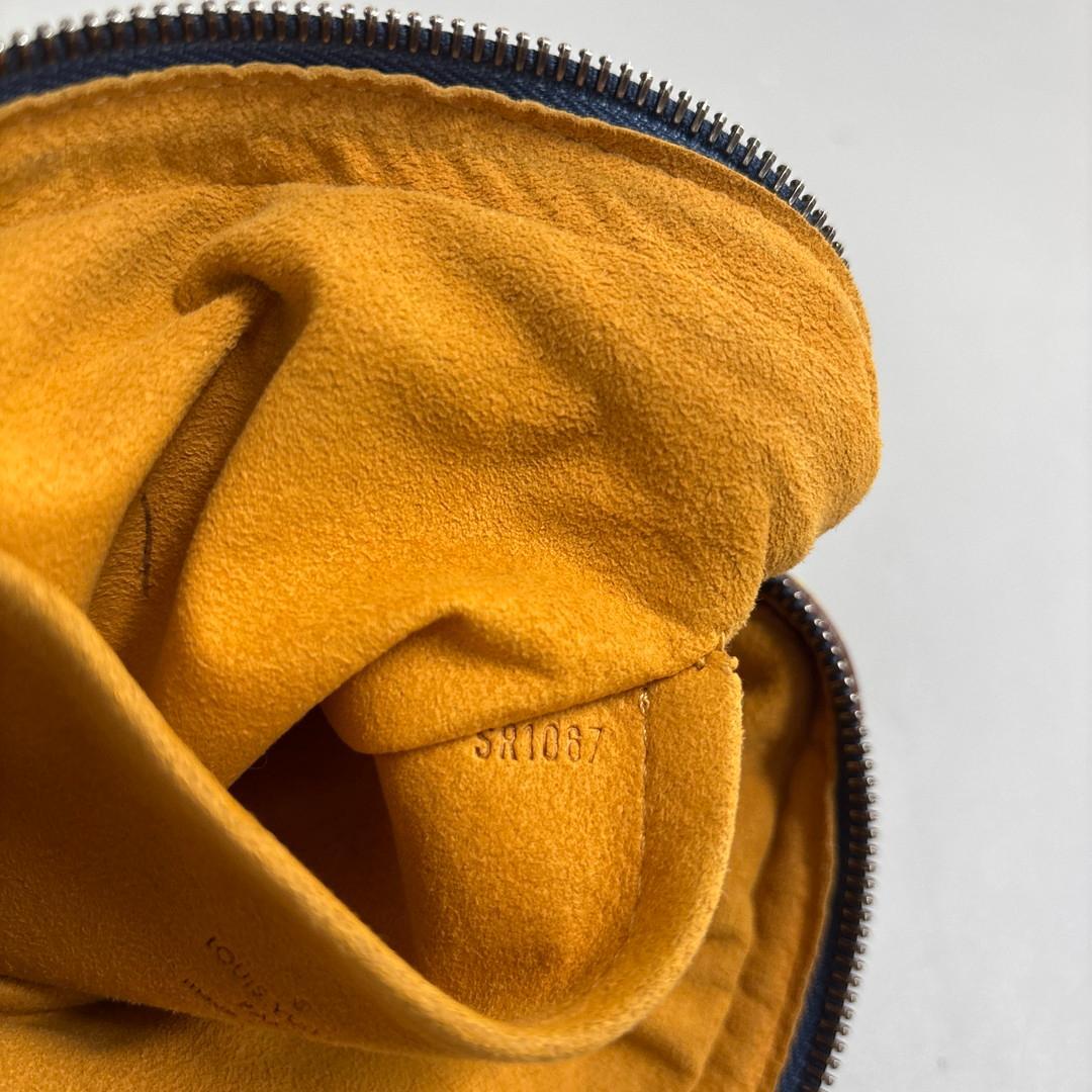 極美品 ルイヴィトン バムバッグ ボディバッグ M95347 モノグラムデニム