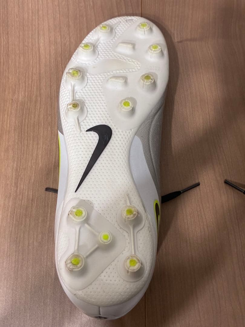 NIKE サッカースパイク　ティエンポレジェンド10 AG 26cm 　箱あり