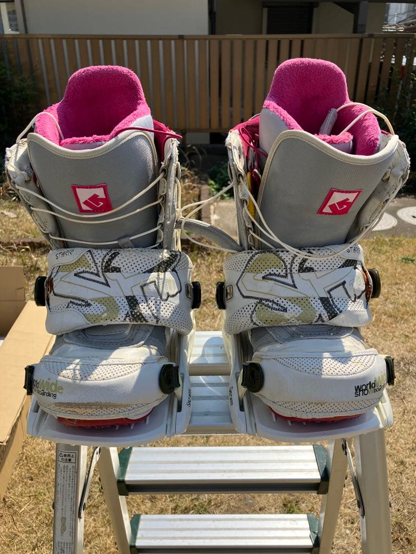 じーのSP UNITED 子供用バインディング&Burton 22㎝ブーツ