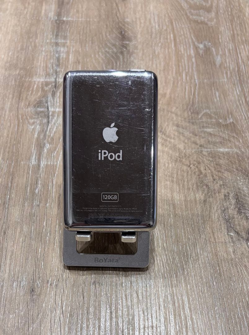 【動作品】iPod classic 120GB（第6世代 後期シルバー 傷あり