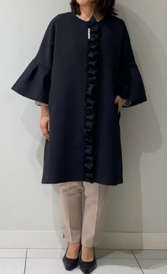 昨年春物タグ付未使用♡tobechicベルスリーブケープ