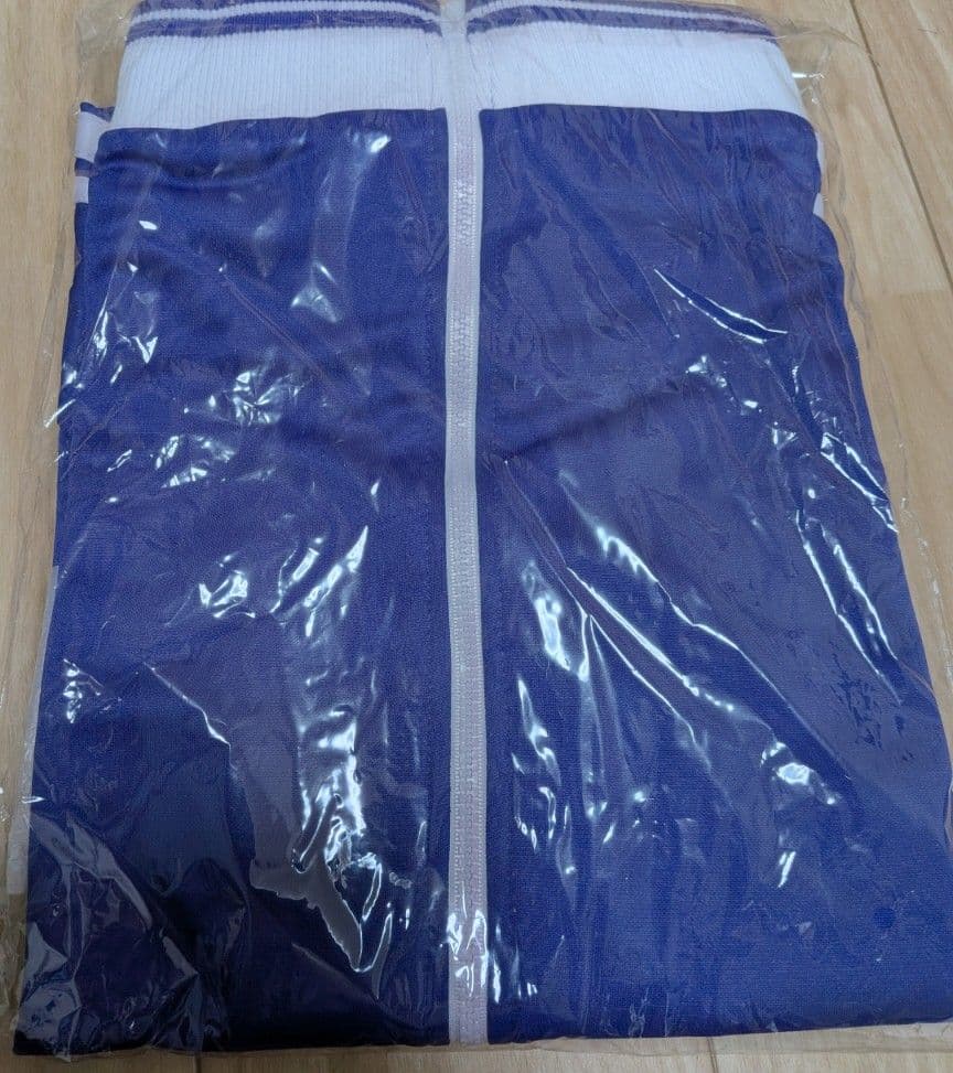 紫 ジップアップ XLサイズ アパレル 田村真佑