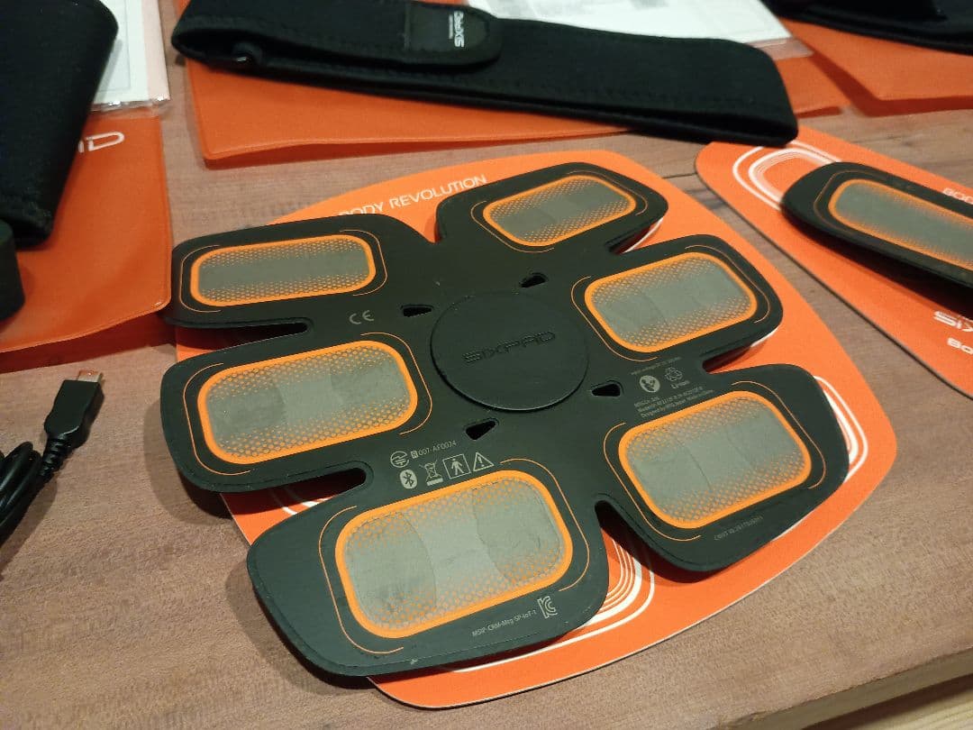 【正規品】SIXPAD アブズフィット ボディフィット セット 充電式 EMS