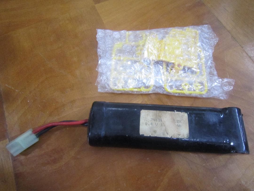 昭和 1986年 小鹿 タミヤ ビッグウィッグ 充電可能 8.4V 専用BT付属