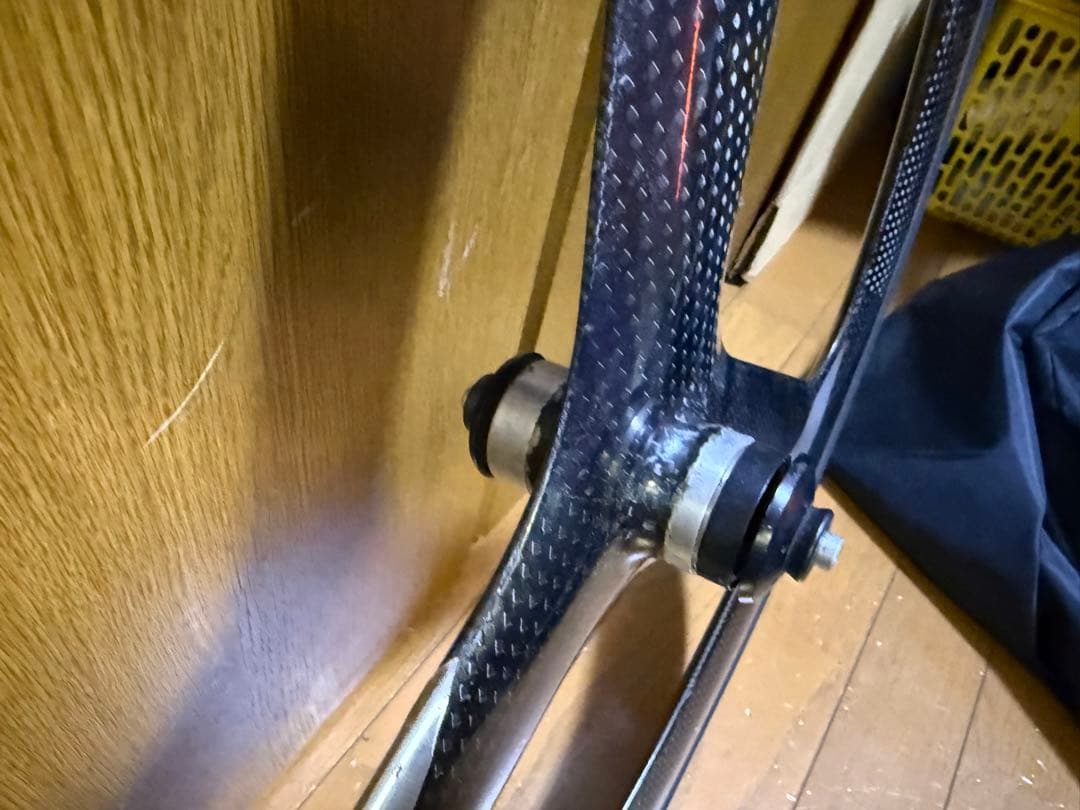 スペシャライズド　カーボンバトンホイール　フロント