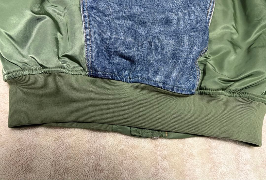 LEVI'S(リーバイス)ハイブリッドトラッカージャケット 付属品完備 新品同様