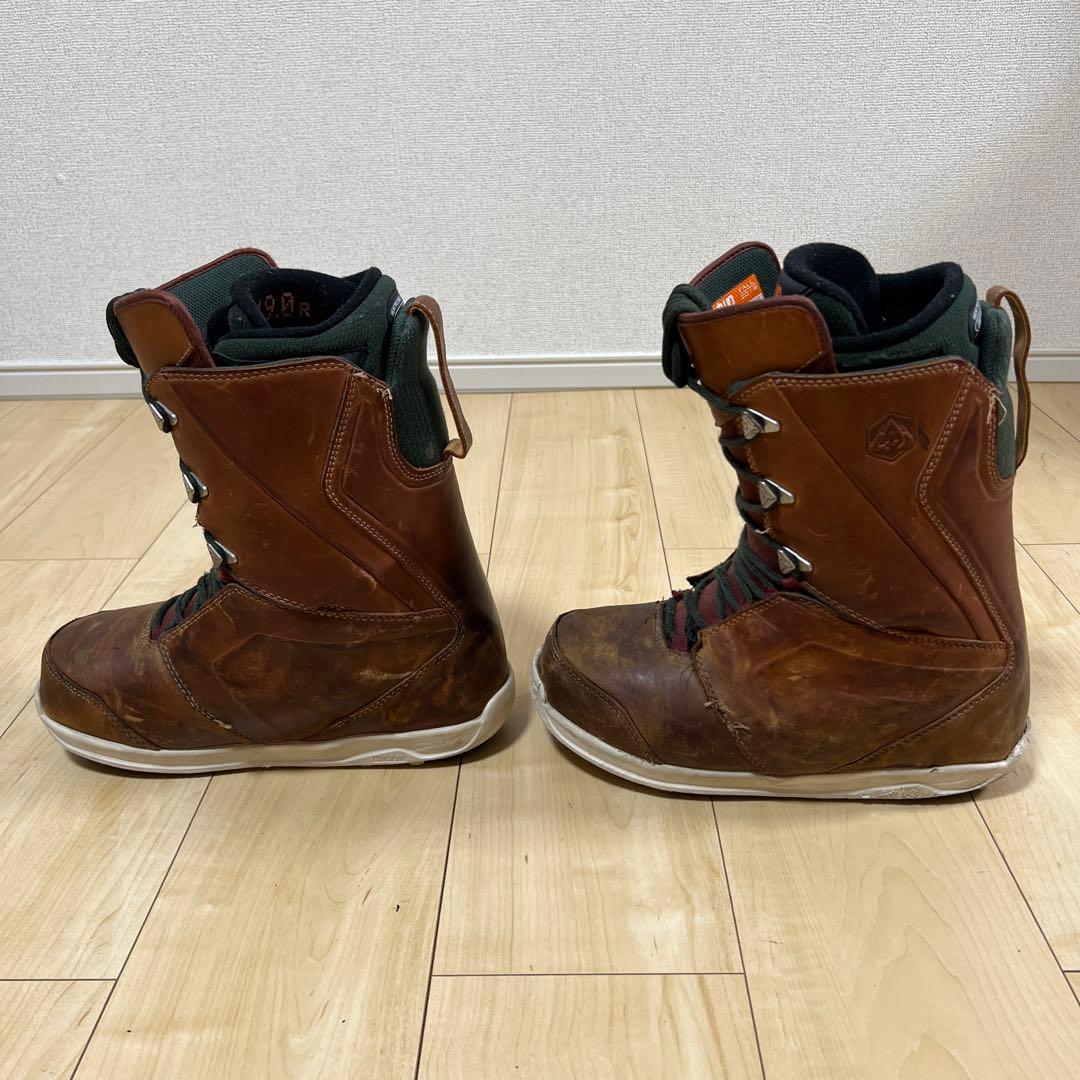 【即日発送】thirtytwo スノボ LASHED PREMIUM 27cm