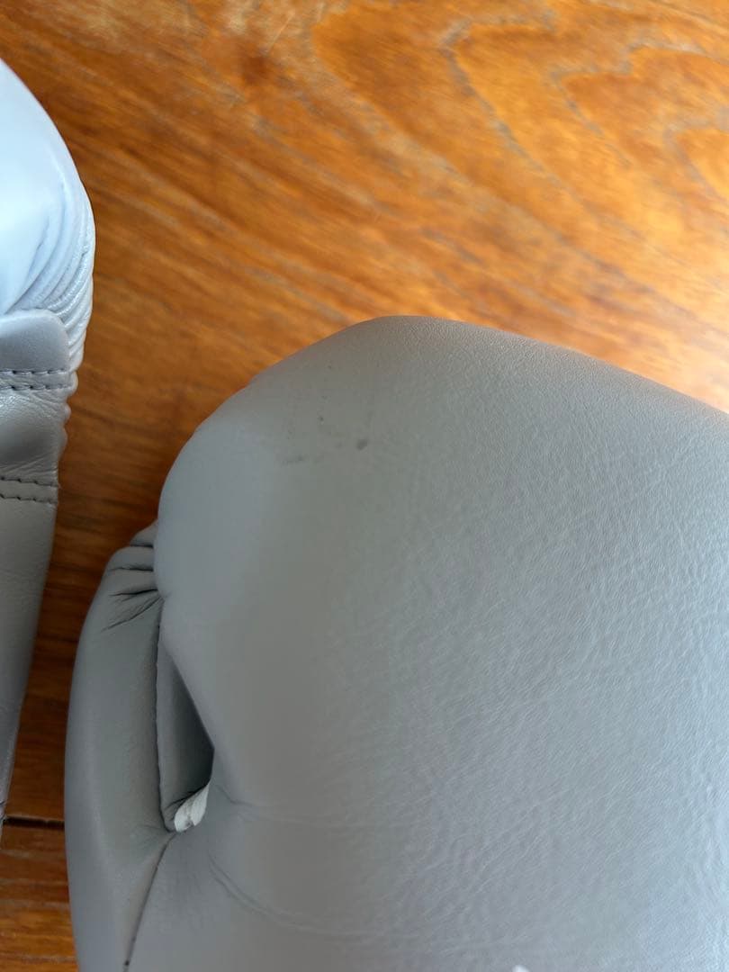 ✴︎限定値下げ中　FLY ボクシンググローブ 12オンス　使用感　ウイニング