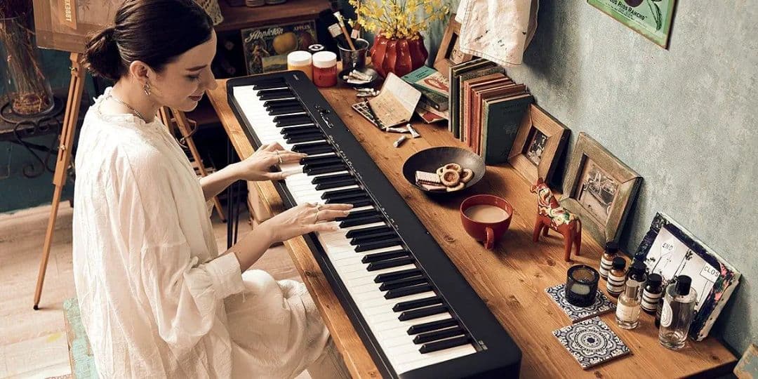 CASIO CDP-S100 電子ピアノ 88鍵盤 黒 純正スタンド付き