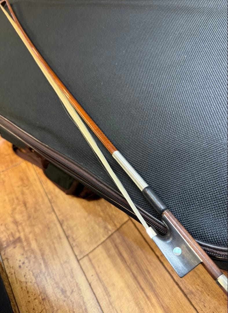 【整備品】オールド バイオリン 弓 4/4 フェルナンブコ 刻印無 ヨーロッパ製