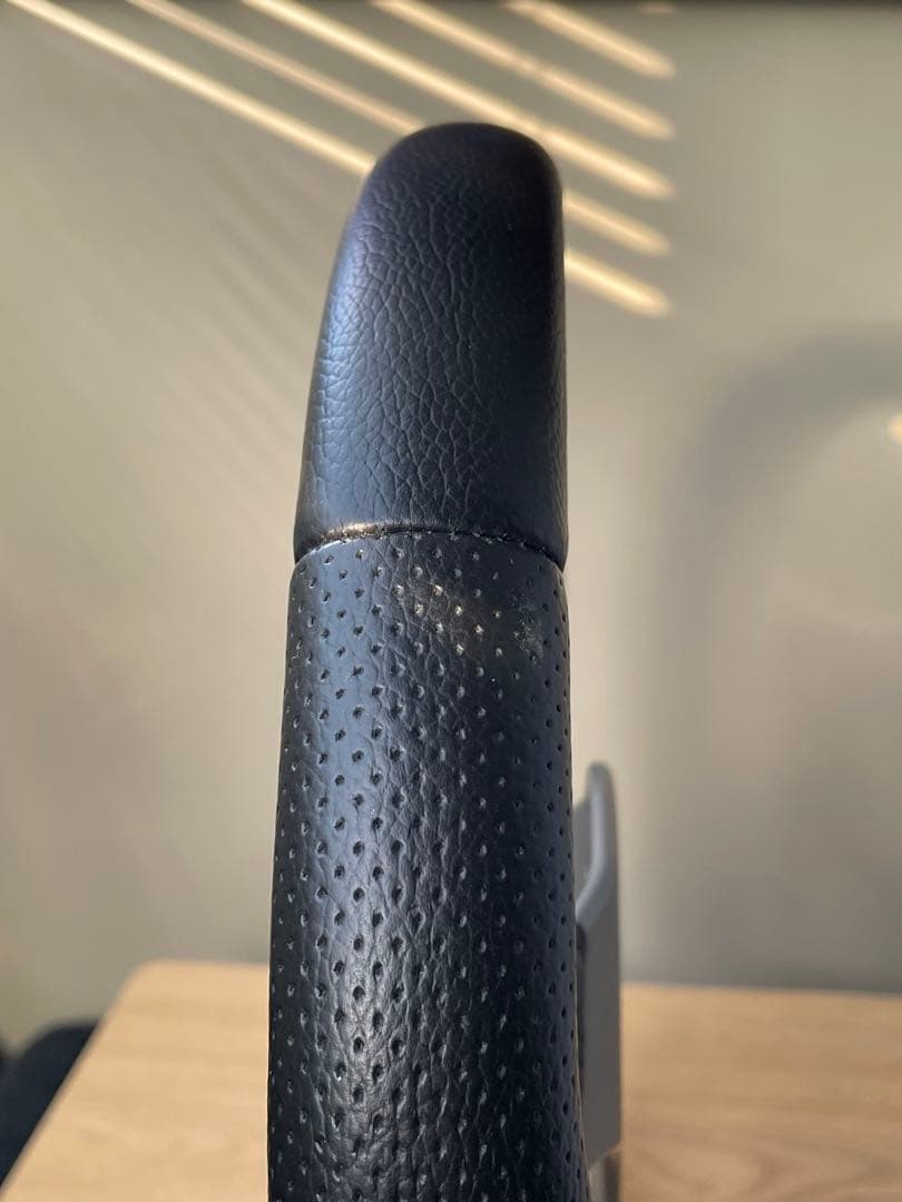 MOMO race 32πモモステアリングハンドル