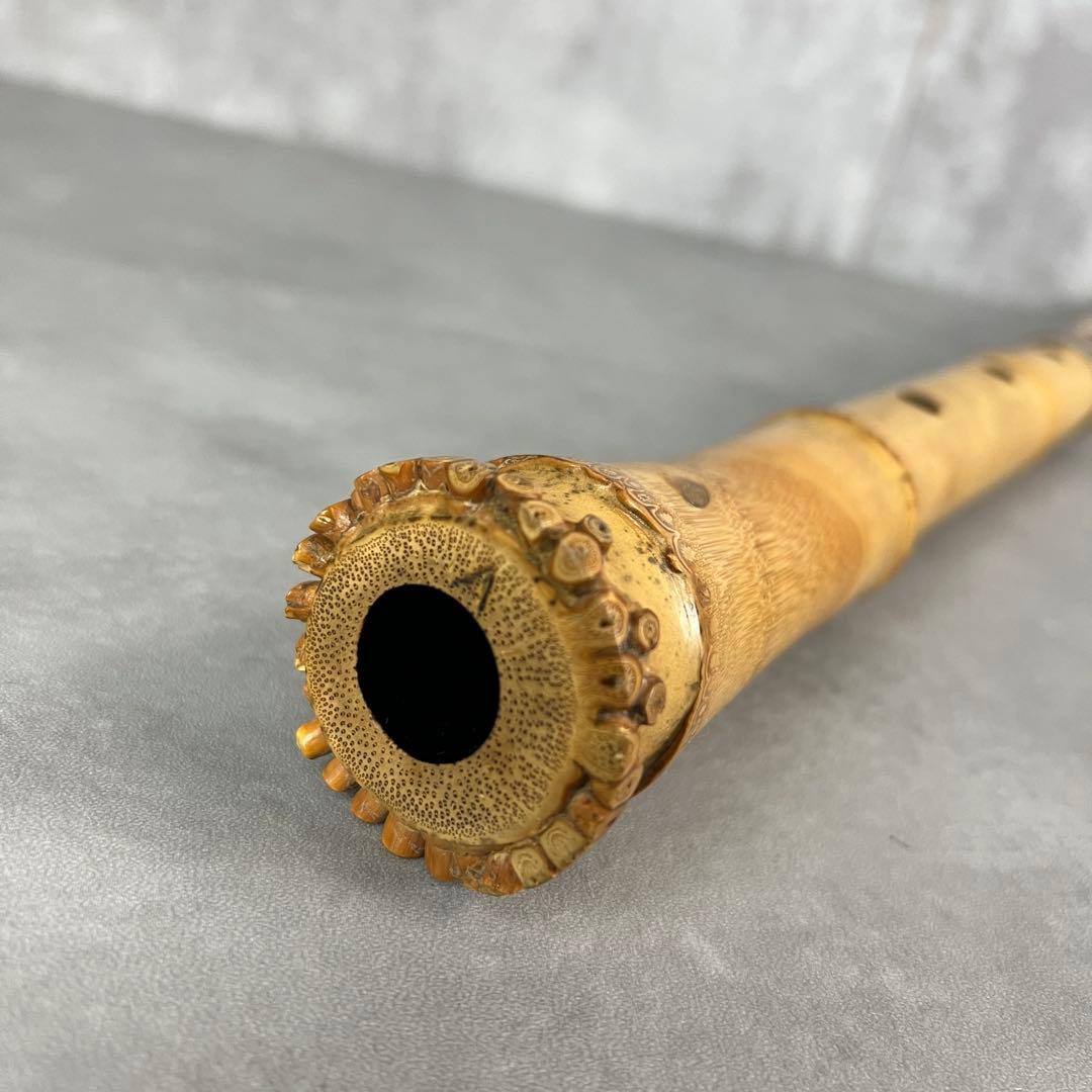 人気　尺八　琴古流　バチ型　銘あり　竹治　1印　2尺3寸　5孔　和楽器