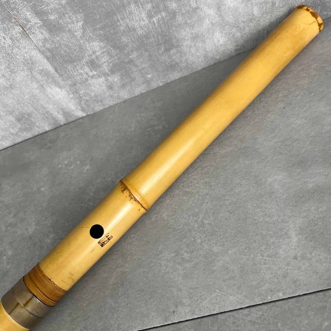 人気　尺八　琴古流　バチ型　銘あり　竹治　1印　2尺3寸　5孔　和楽器