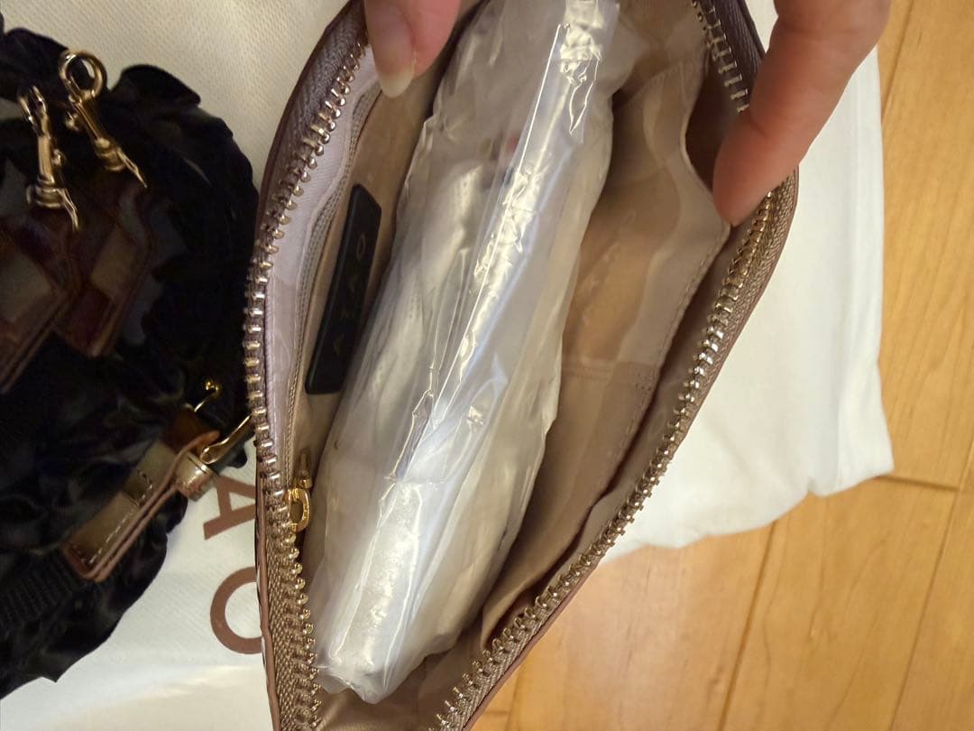 未使用に近い☆アタオ 純喫茶アメリ レトロ ミニバッグ アドリアエメラルド