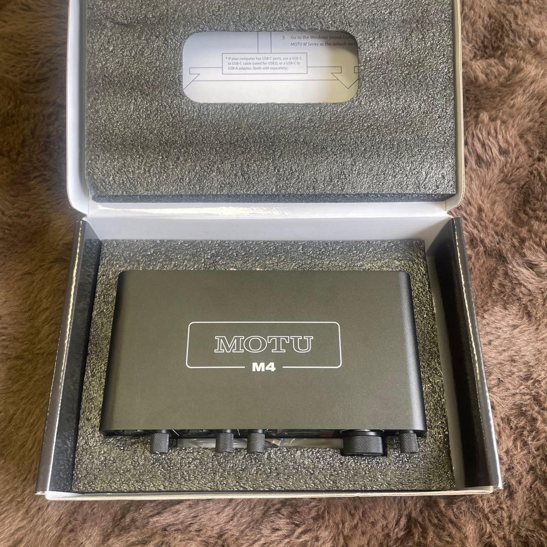 MOTU M4 4-in/4-out USBオーディオインターフェイス