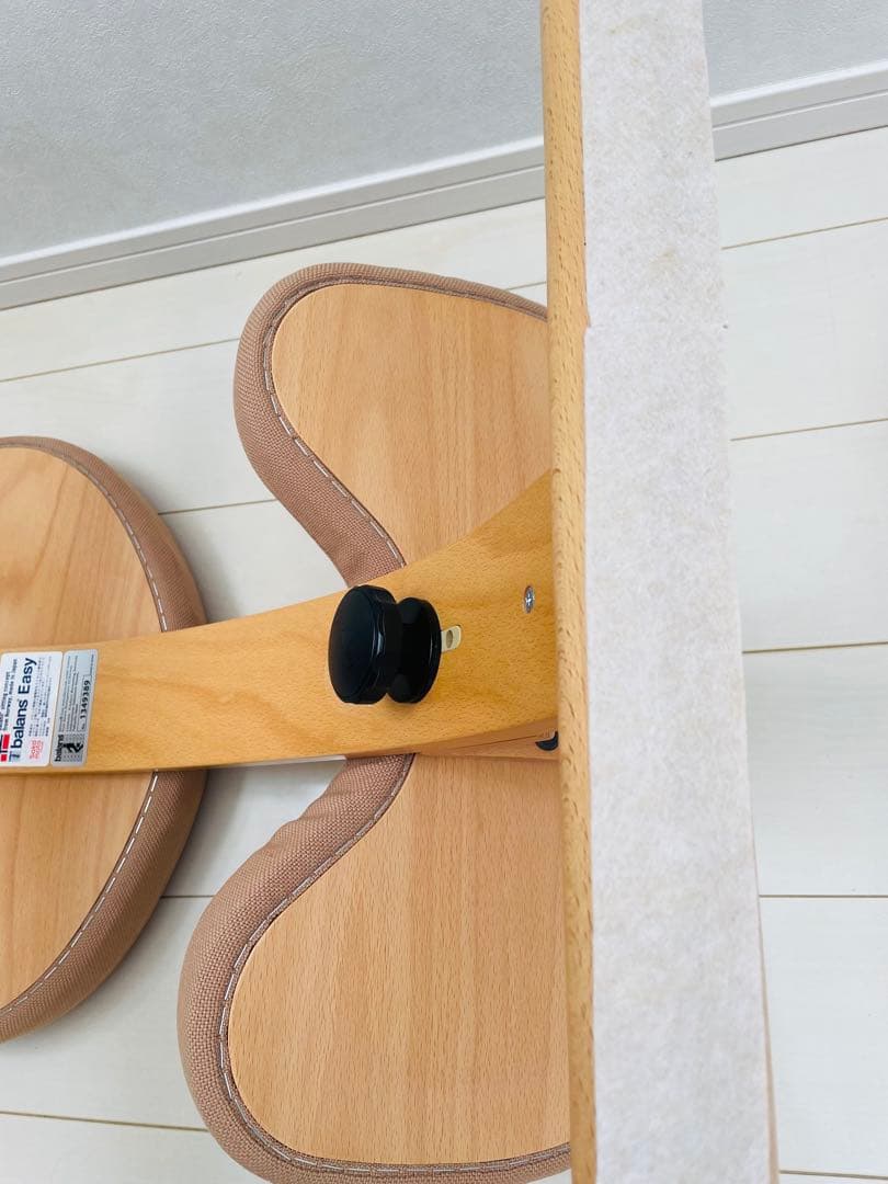 バランスラボ　バランスチェア　ベージュ