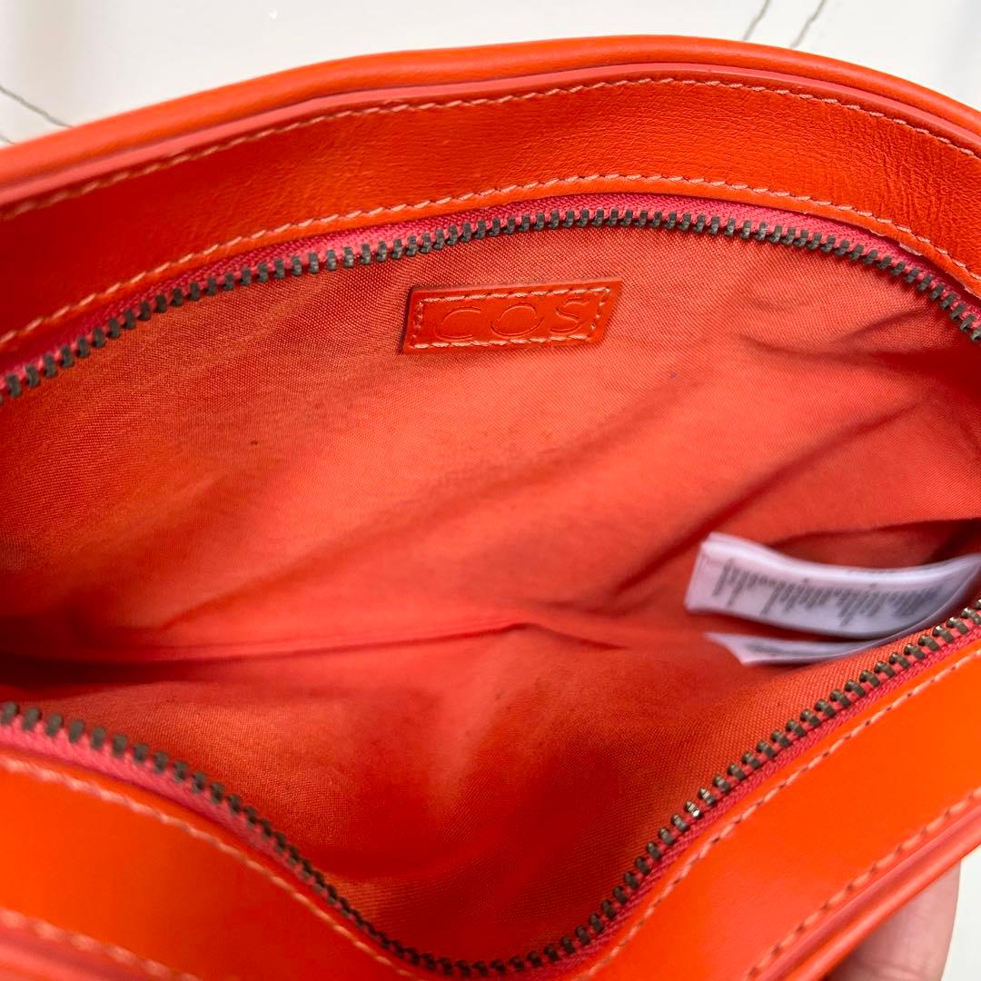 COS レザー ショルダーバッグ ウエストバッグ　オレンジ