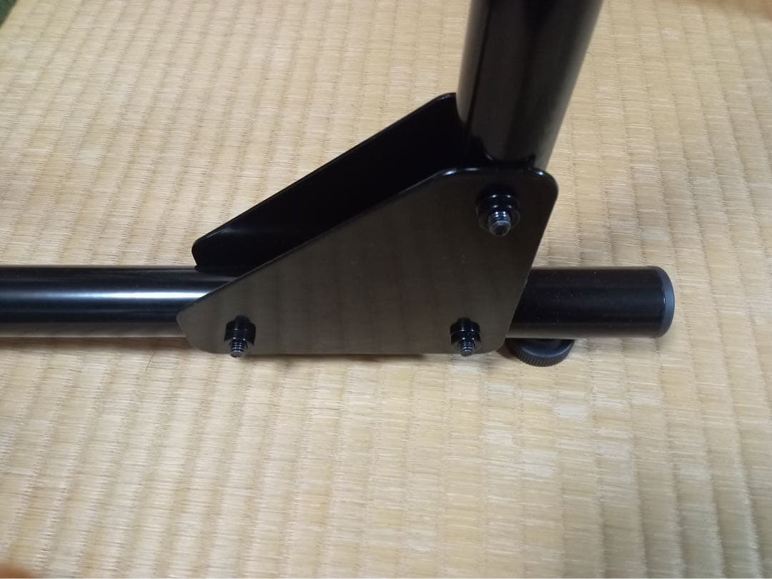 【美品】ダーツスタンドアルテミス+超静音設計ダーツボード スパイダープロ