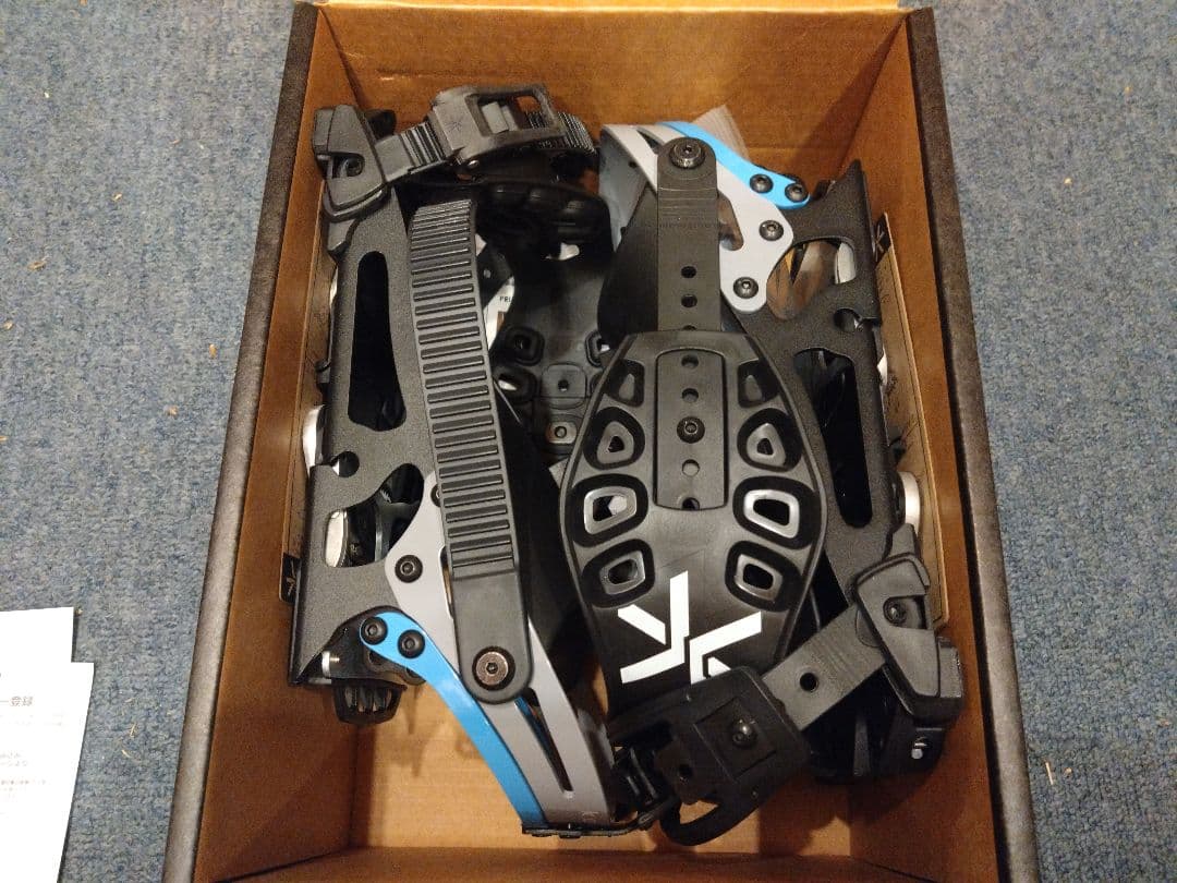 新品未使用★カラコラムkarakoram「Nomad」サイズＭ正規保証書完備