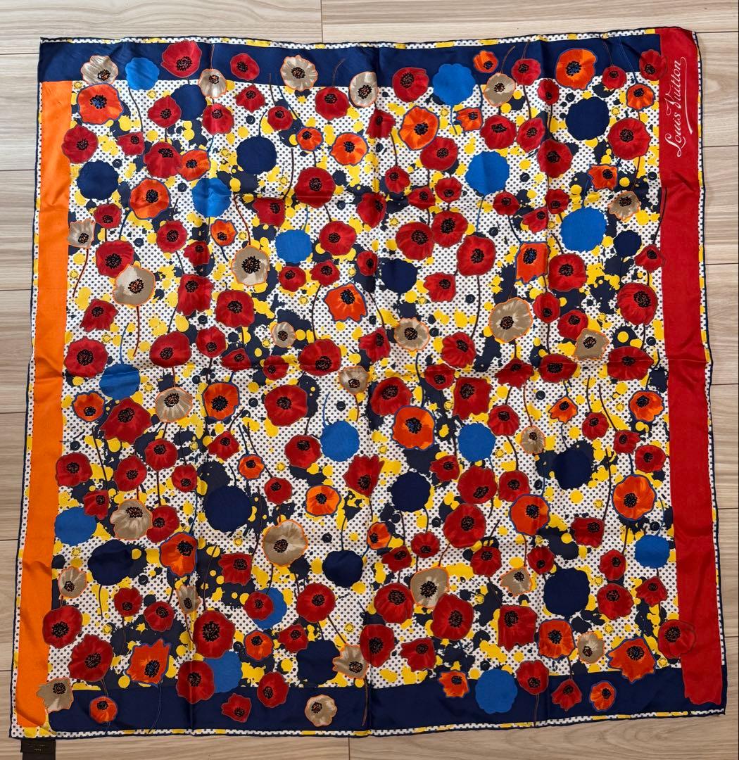 Louis vuitton シルク　大判スカーフ