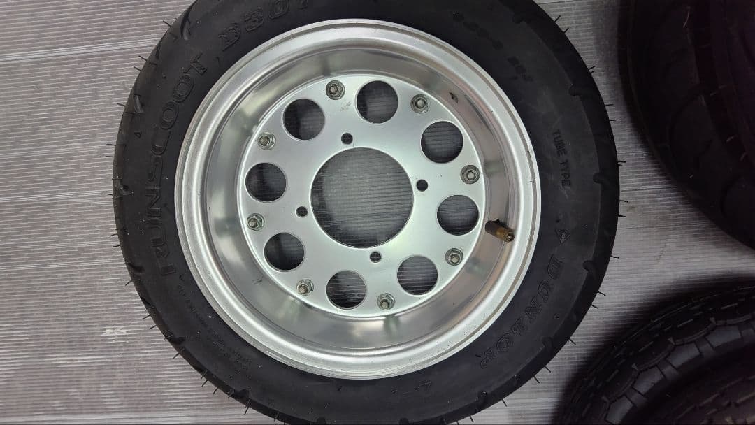 4ミニ　モンキー　ダックス　シャリー　タイヤ　ホイール　シート