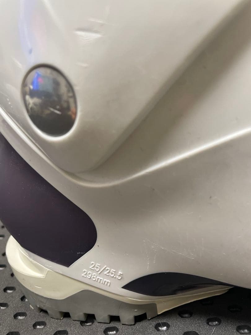 SALOMON　スキーブーツ