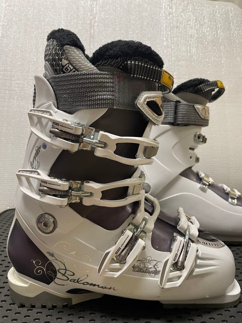 SALOMON　スキーブーツ