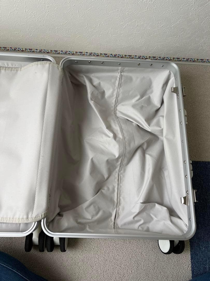 スーツケース 機内持ち込み usbポートキャリーケース Sサイズ