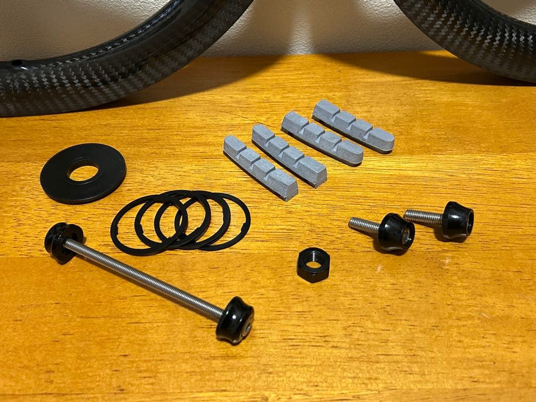 ブロンプトン用カーボンホイール 外装7速対応 T800 74-112ミリ