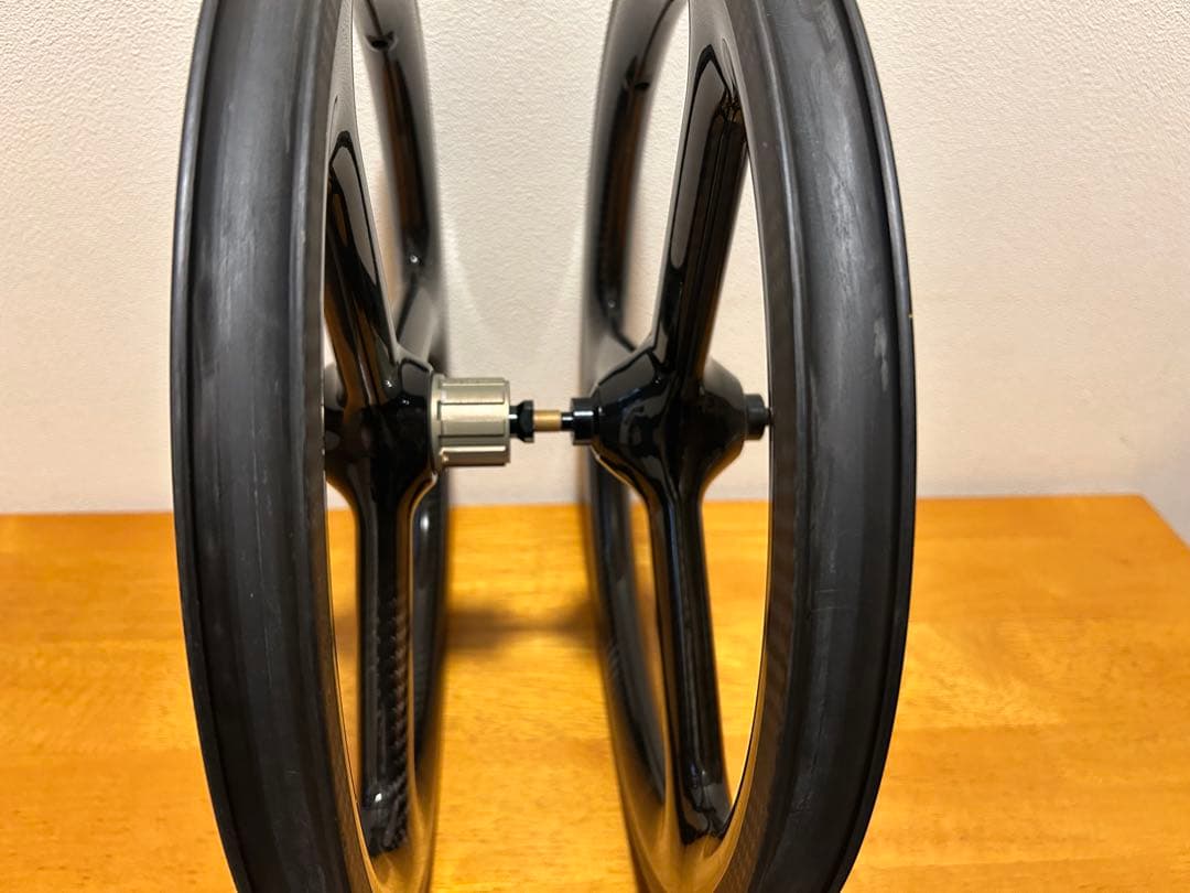 ブロンプトン用カーボンホイール 外装7速対応 T800 74-112ミリ
