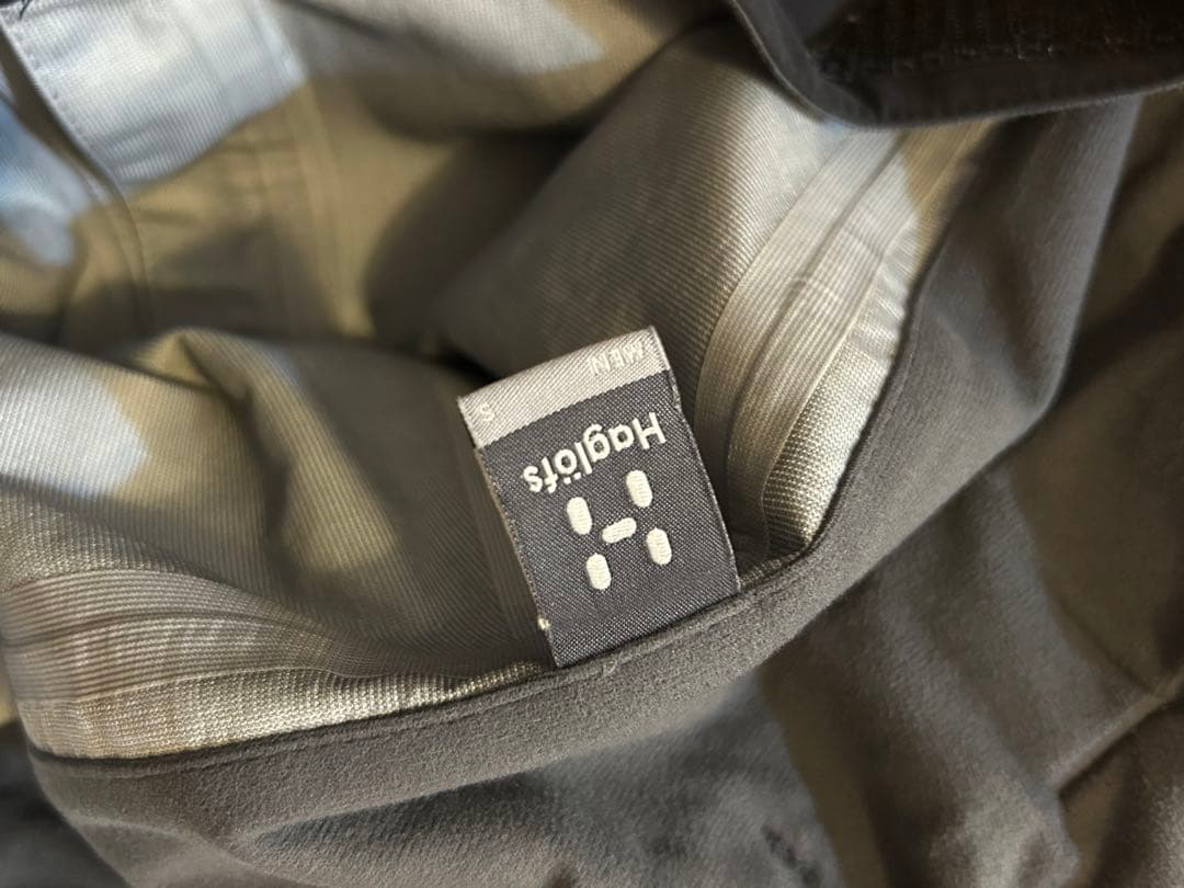 Haglöfs ブラック スノーボードウェア